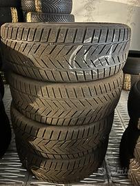 235 55 17 invernali Vredestein