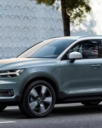 RICAMBI X VOLVO XC40 2019