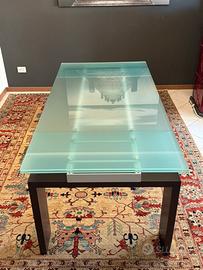 Tavolo allungabile Tonin Casa con piano in vetro