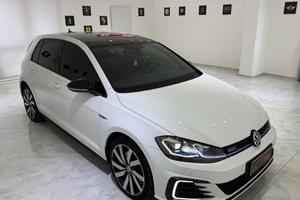 VOLKSWAGEN GOLF GTE UNICO PROPRIETARIO