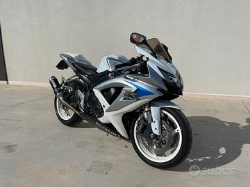Suzuki gsx r 600 depotenziata