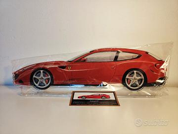 Ferrari FF in Plexiglass 49 cm con Teca in Legno

