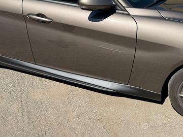 MINIGONNE STILE QUADRIFOGLIO PER ALFA ROMEO GIULIA