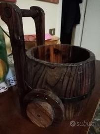 Porta vaso in legno "botticella"