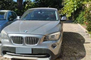 Auto bmw X1