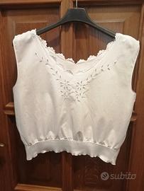 top ricamato a mano antico