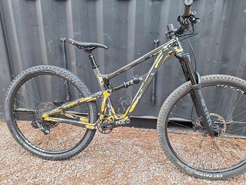 SANTA CRUZ High Tower tg.M del 2019