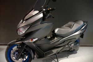 Suzuki Burgman 400 OPERAZIONE 50%