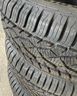 TRENO BARUM 4 STAGIONE 185/60 R14 82T