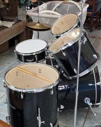 Batteria dynamic percussion strumento musicale