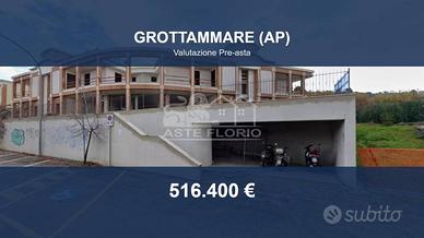 Immobile in asta di 480 m² a Grottammare