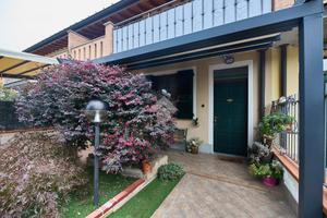 VILLA A SCHIERA CENTRALE A SPINO D'ADDA