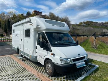 Camper Semintegrale Laika x695