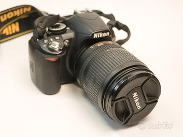 Nikon D3100 + Obiettivo Nikkor 18-105