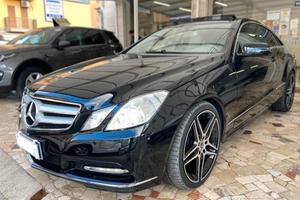 MERCEDES Classe E Coupé Sport diesel + tettuccio