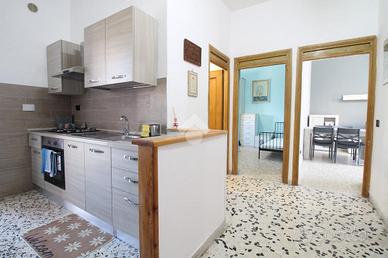 2 LOCALI A POMEZIA