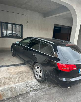 Audi A6 quattro