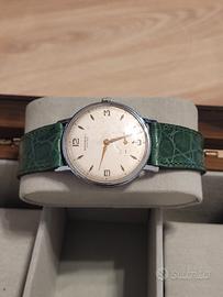 Norstel & Co. carica Manuale più box