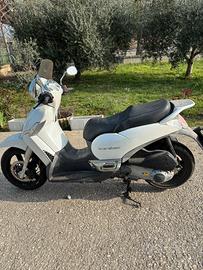Scooter Scarabeo 300S