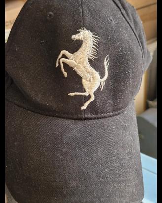 cappello Ferrari 