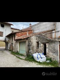 Rustico e terreno