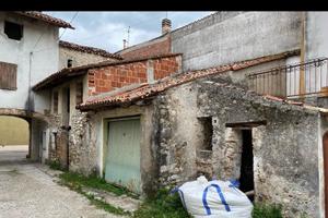 Rustico e terreno