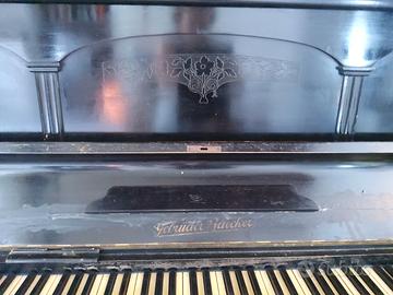 Pianoforte verticale Gebrueder Baecher