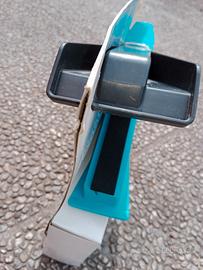 Pinza subacquea per laghetto