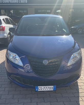 Lancia Ypsilon 0.9 TwinAir 85 CV 5 porte Metano Ec