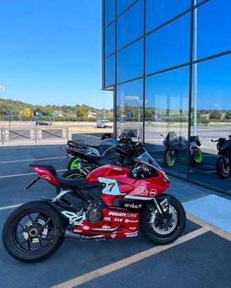 Carene e parti originali panigale V2