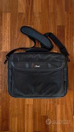 Borsa porta PC Trust con tracolla – Nera