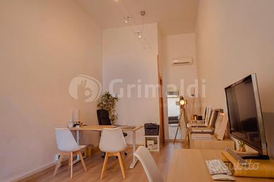 Locale c6 scala greca