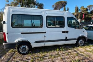 furgone nissan interstar