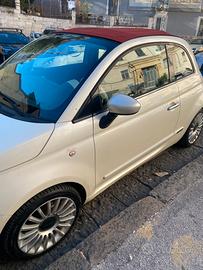 Auto bella da guidare