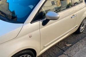 Auto bella da guidare