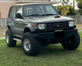 Mitsubishi pajero v20