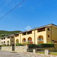 3 LOCALI A PISCIOTTA