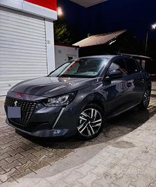 Peugeot 208 1.2 102cv