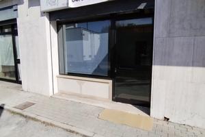 Negozio in via Bissuola