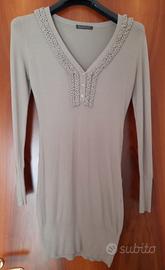 Maglione lungo scollo a v beige-nocciola TG S/M