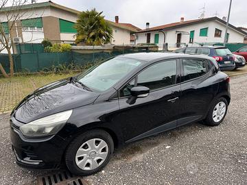 Renault Clio Life 1.2 Neopatentati