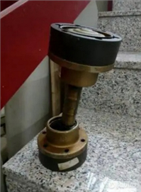 Giunto accoppiamento elastico per albero trasmiss