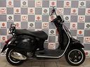 vespa-gts-300
