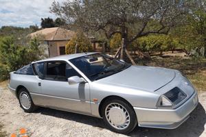 Renault alpine V6 turbo leggere descrizione 