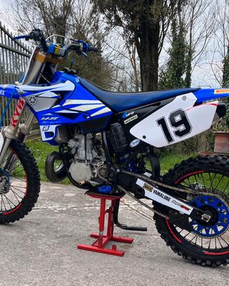 MOTOCROSS YZ 250 2t