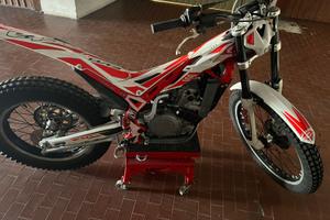 BETA EVO 300 4t 2   2016