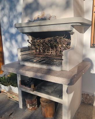 Piano in granito rosso (Barbecue Palazzetti Andros