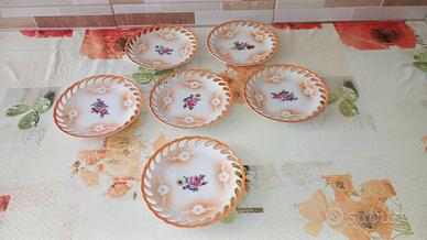 Servizio da 6 piatti colorati 