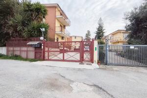 Loc. Aversana, villino a schiera