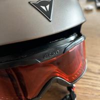 Casco da sci con occhiali